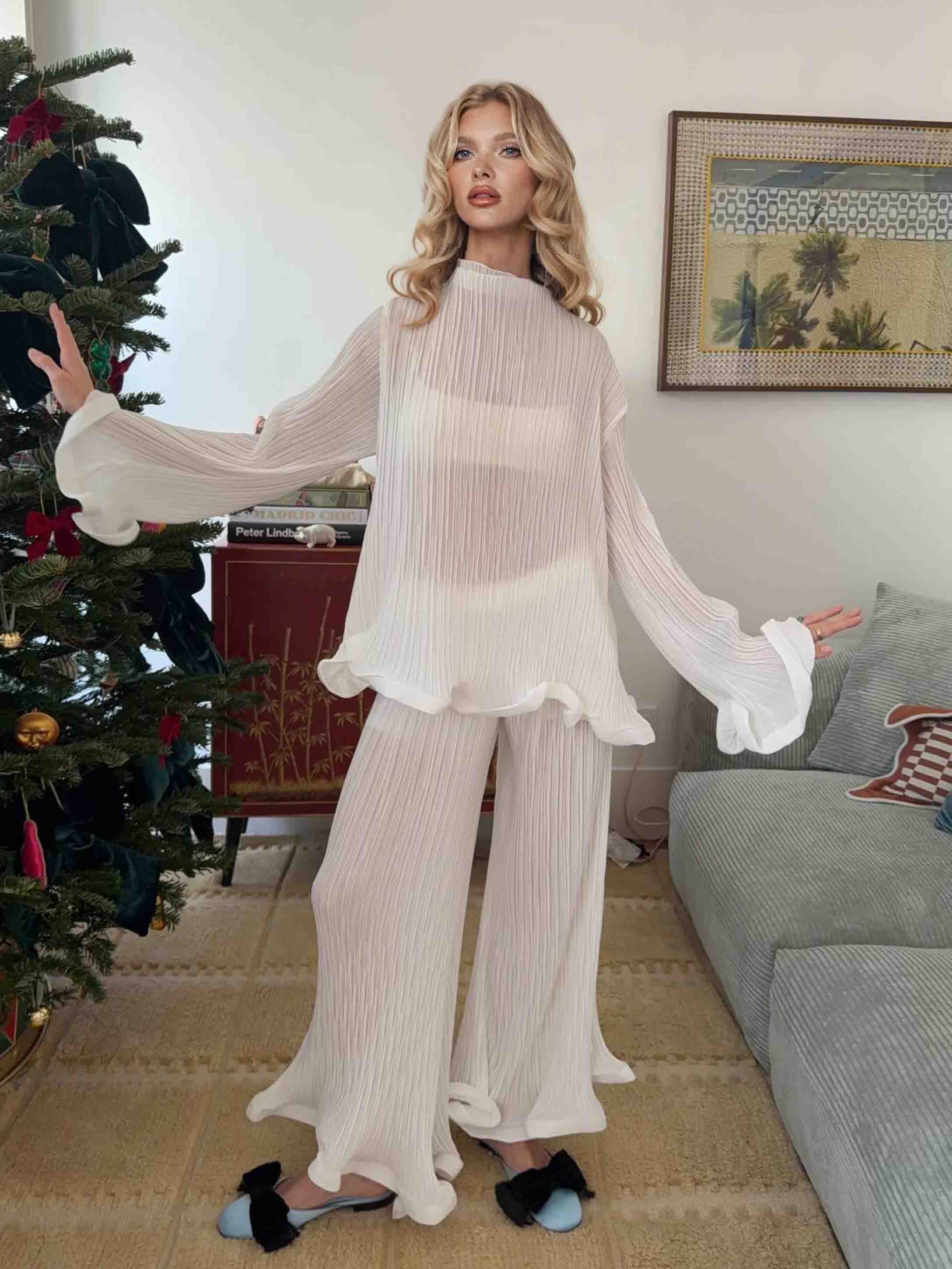 Elegant Ruffled Pleated Top And Pants Two-Piece Set