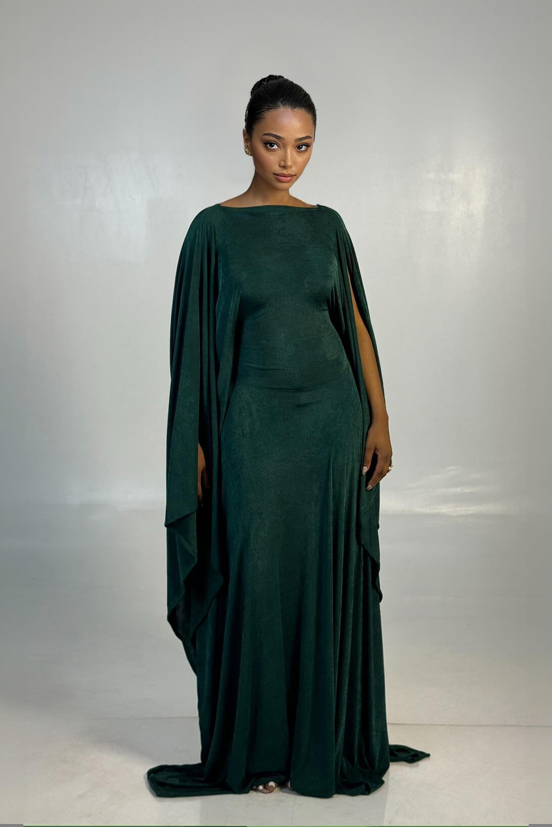 Elegant Ruched Backless Maxi Dress