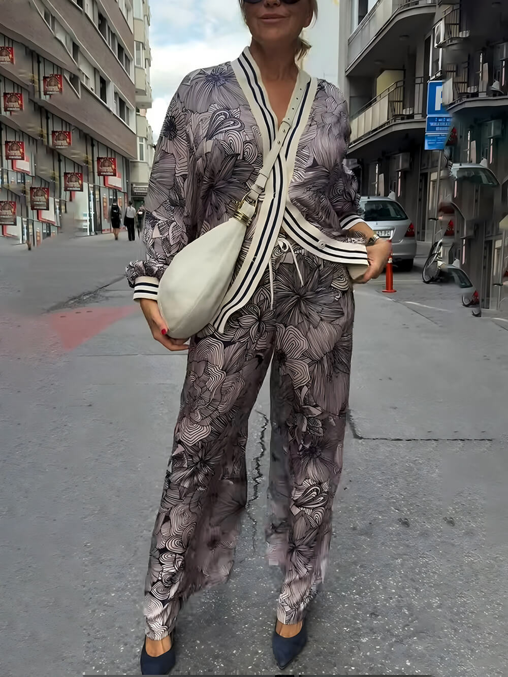 Unique Floral Print Ribbon Spliced V-Neck loose Blouse