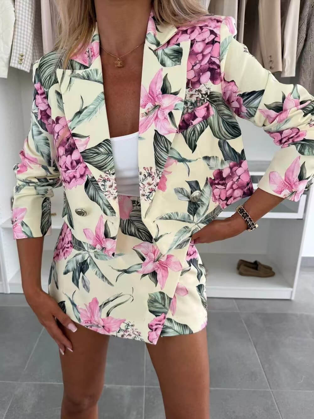 Stylish Botanical Print Cropped Blazer