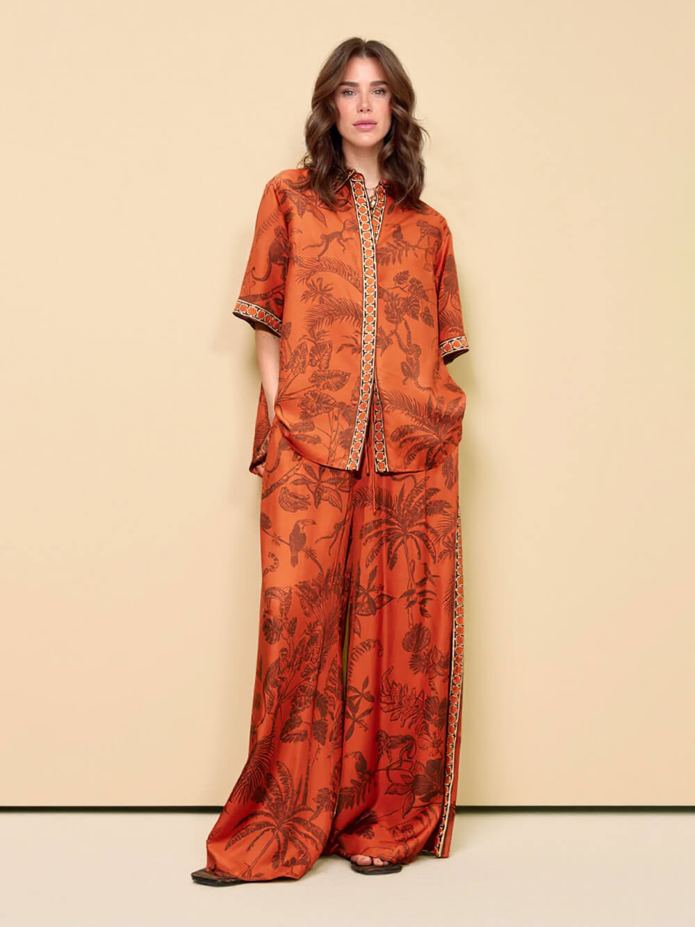 Unique Animal Print Satin Elastic Waist Side Seam Pocket Wide-Leg Pants