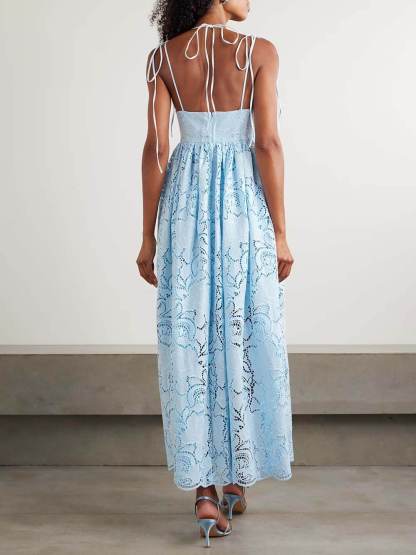 Exquisite Pleated Lace Cutout Maxi Dress
