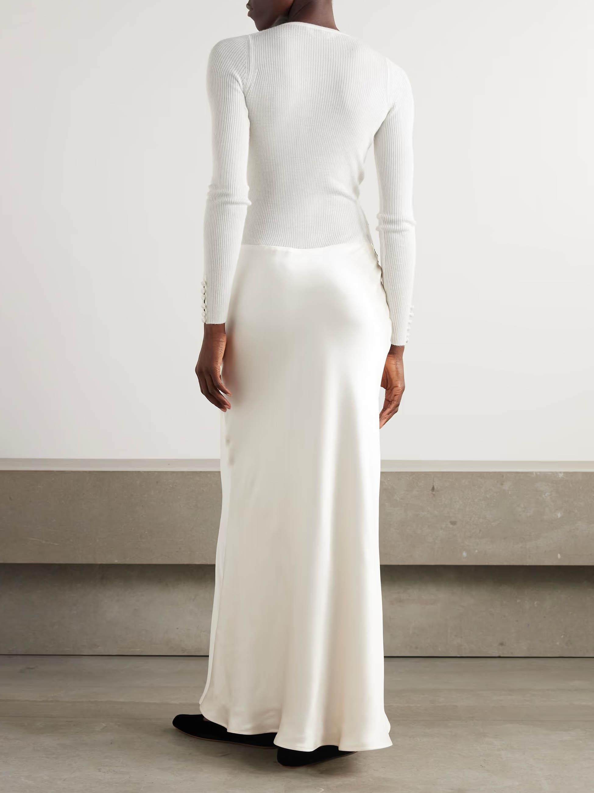 Elegant Contrast-Lace Ribbed Top And Satin Maxi Dress