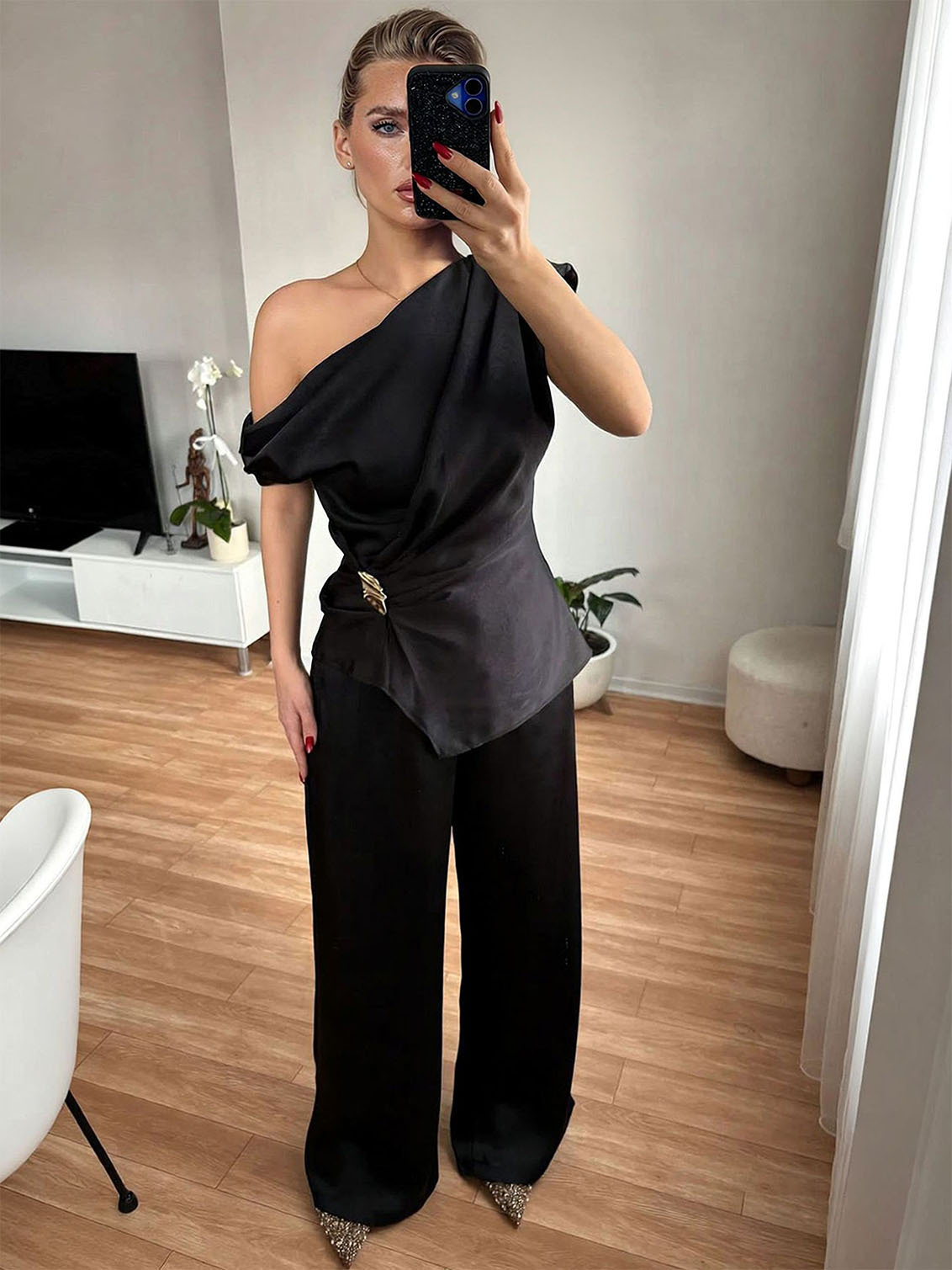 Elegant Satin One-Shoulder Draped Top & Wide-Leg Pants Two-Piece Set