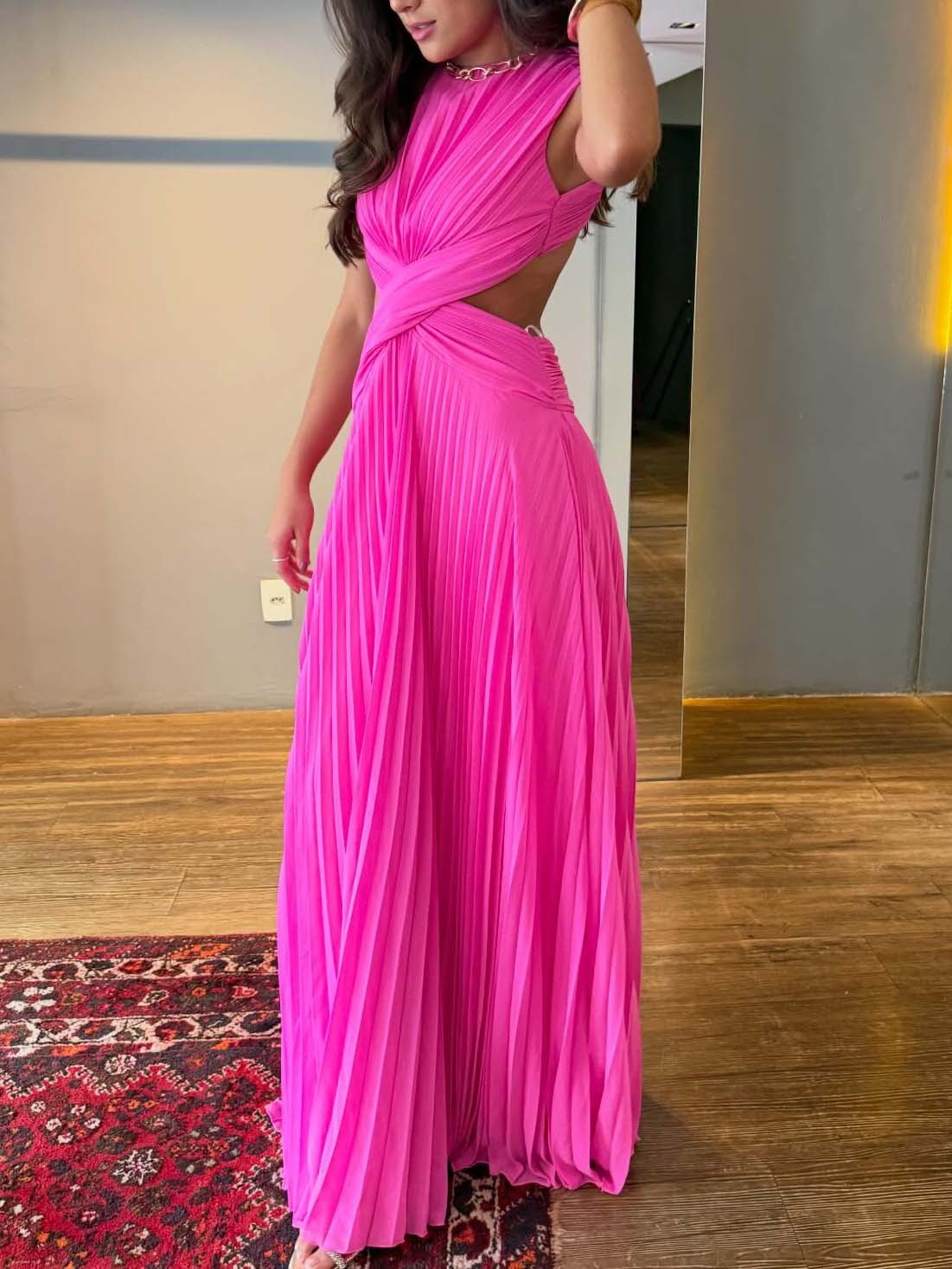Elegant Pleated Cut-Out Waist Maxi Dress