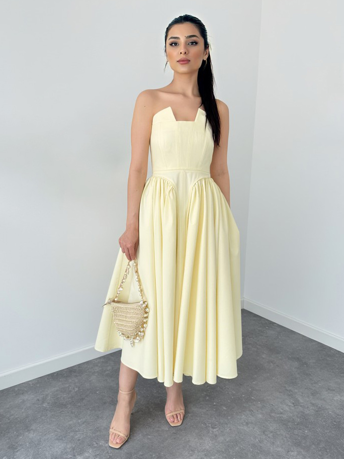 Elegant Strapless A-line Party Midi Dress