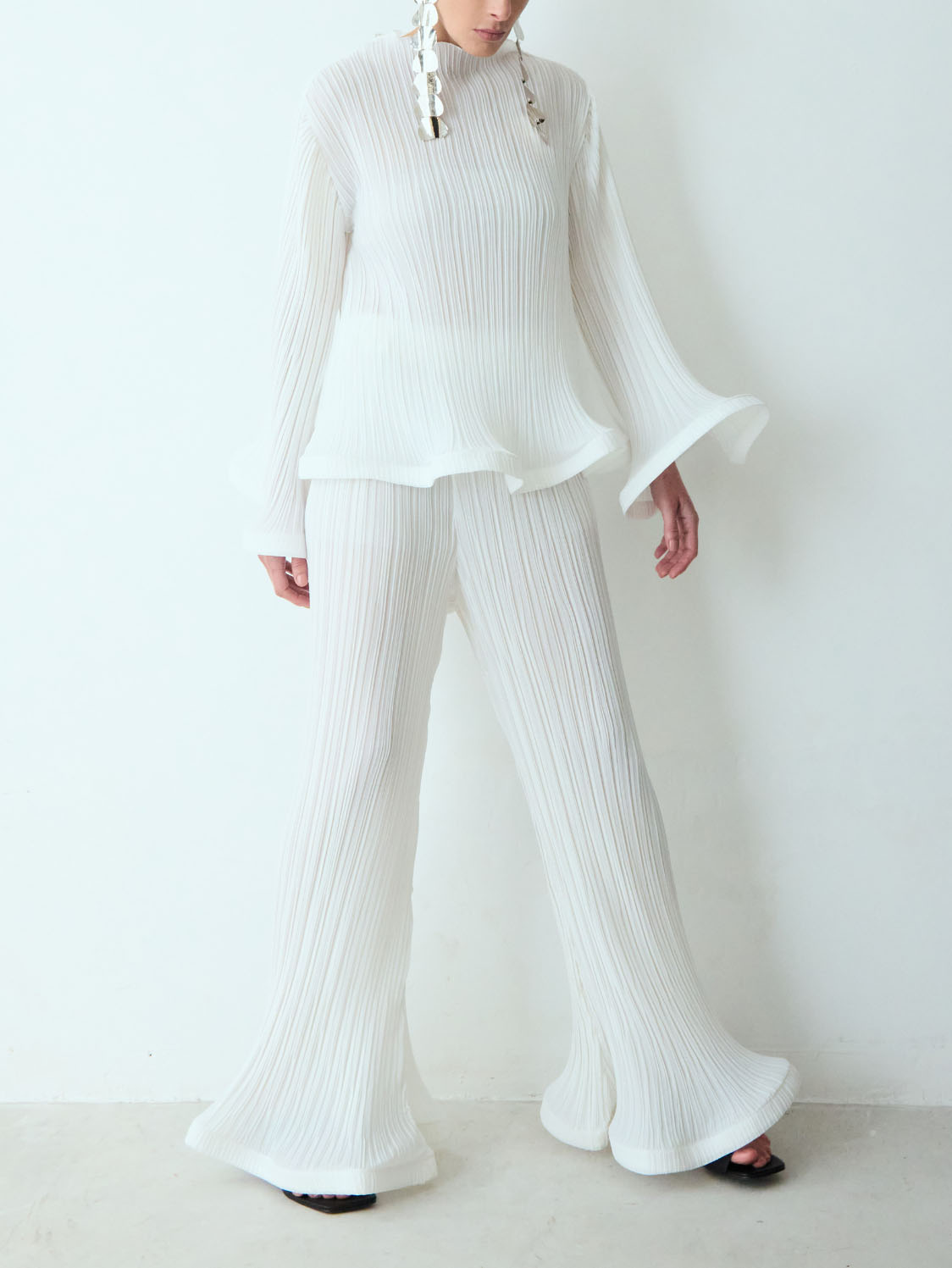 Elegant Ruffled Pleated Top And Pants Two-Piece Set