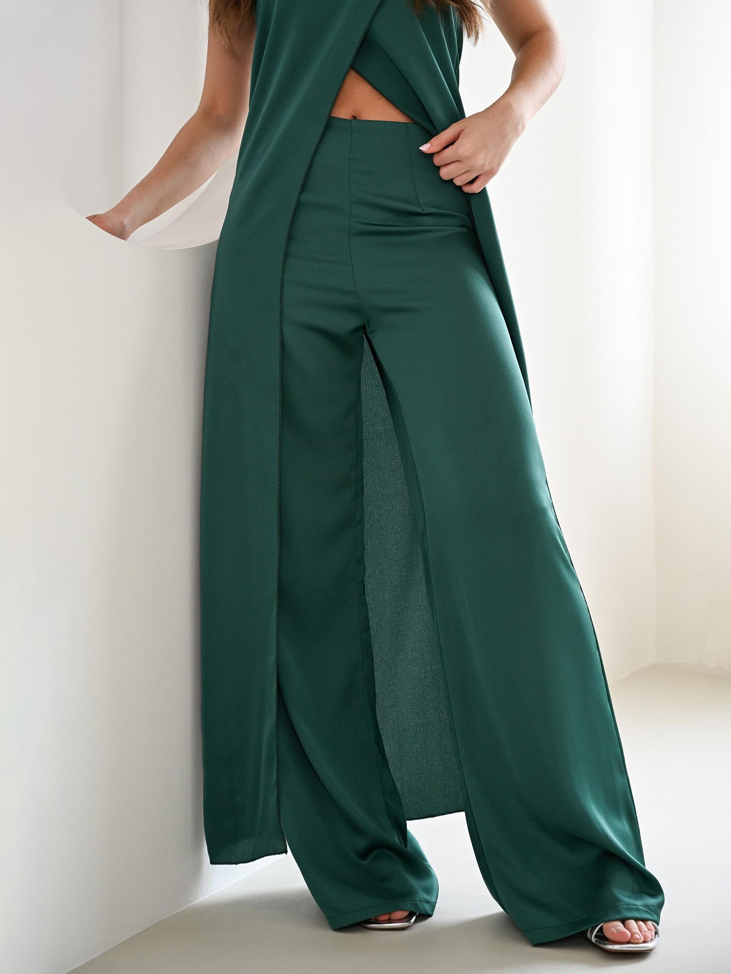Elegant Strapless Satin Top & Pants Two-Piece Set
