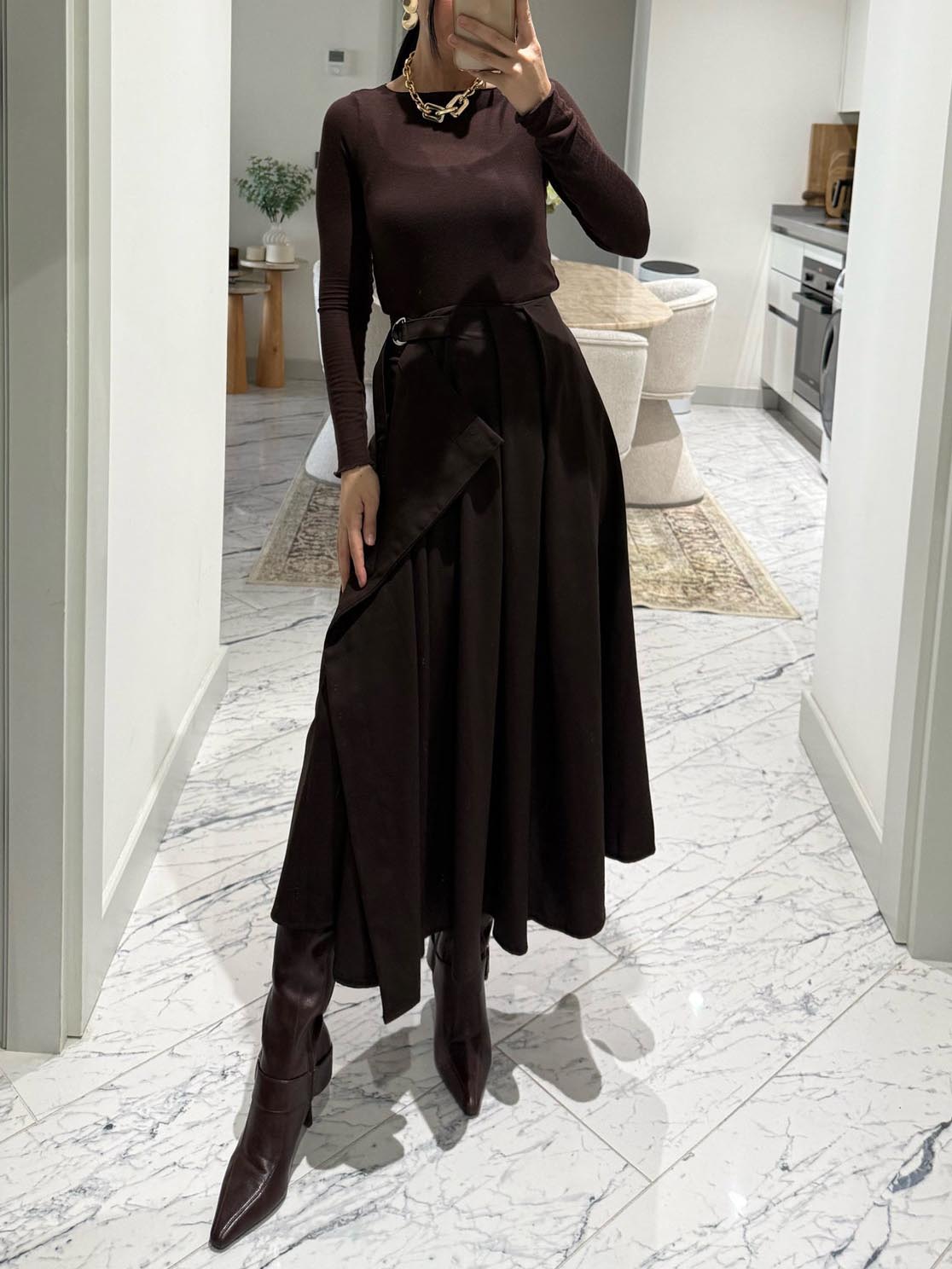 Exquisite Pleated Flared Midi Skirt Two-Piece Set