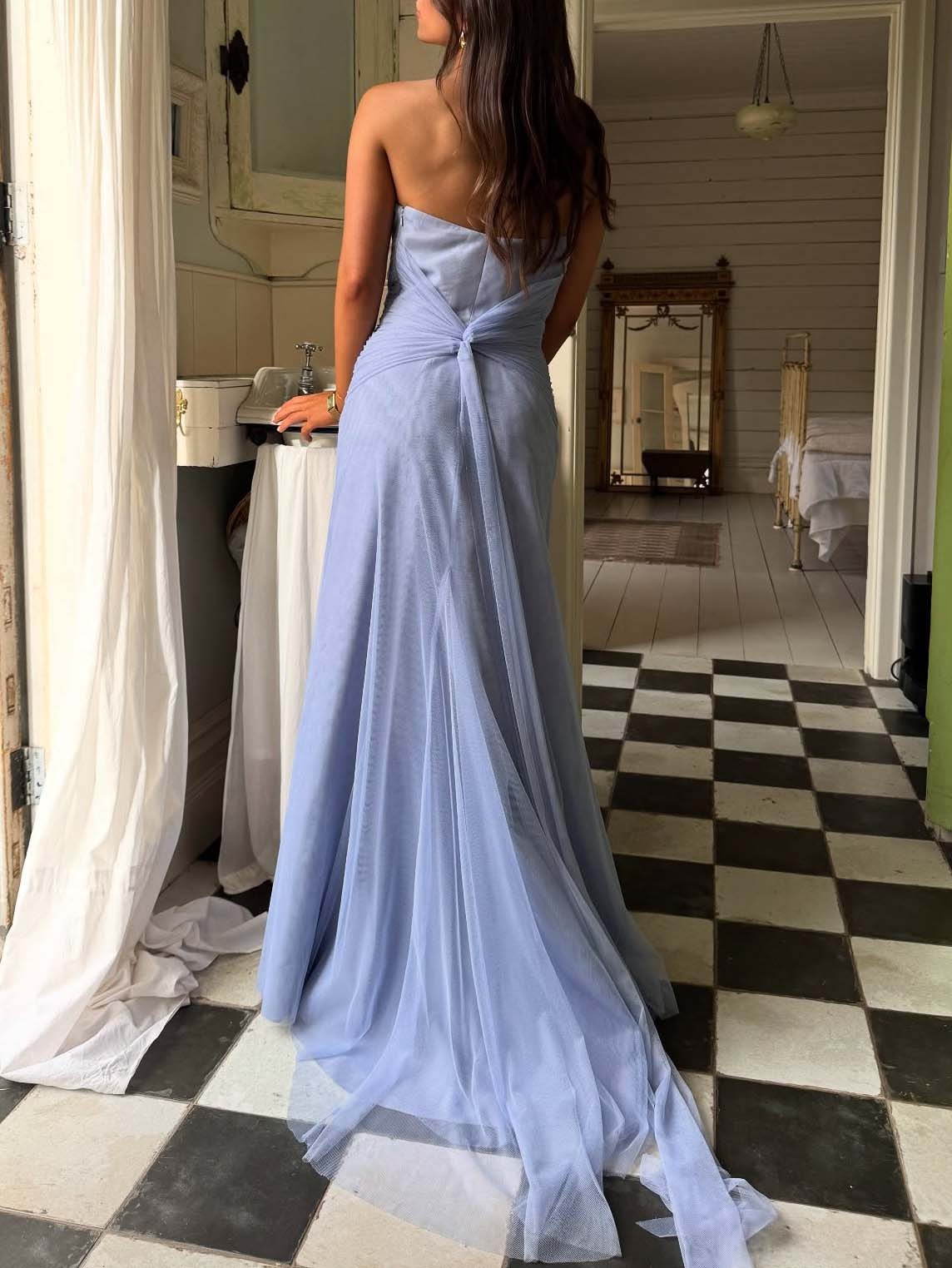 Elegant Twisted Waist Flowing Mesh Maxi Dress
