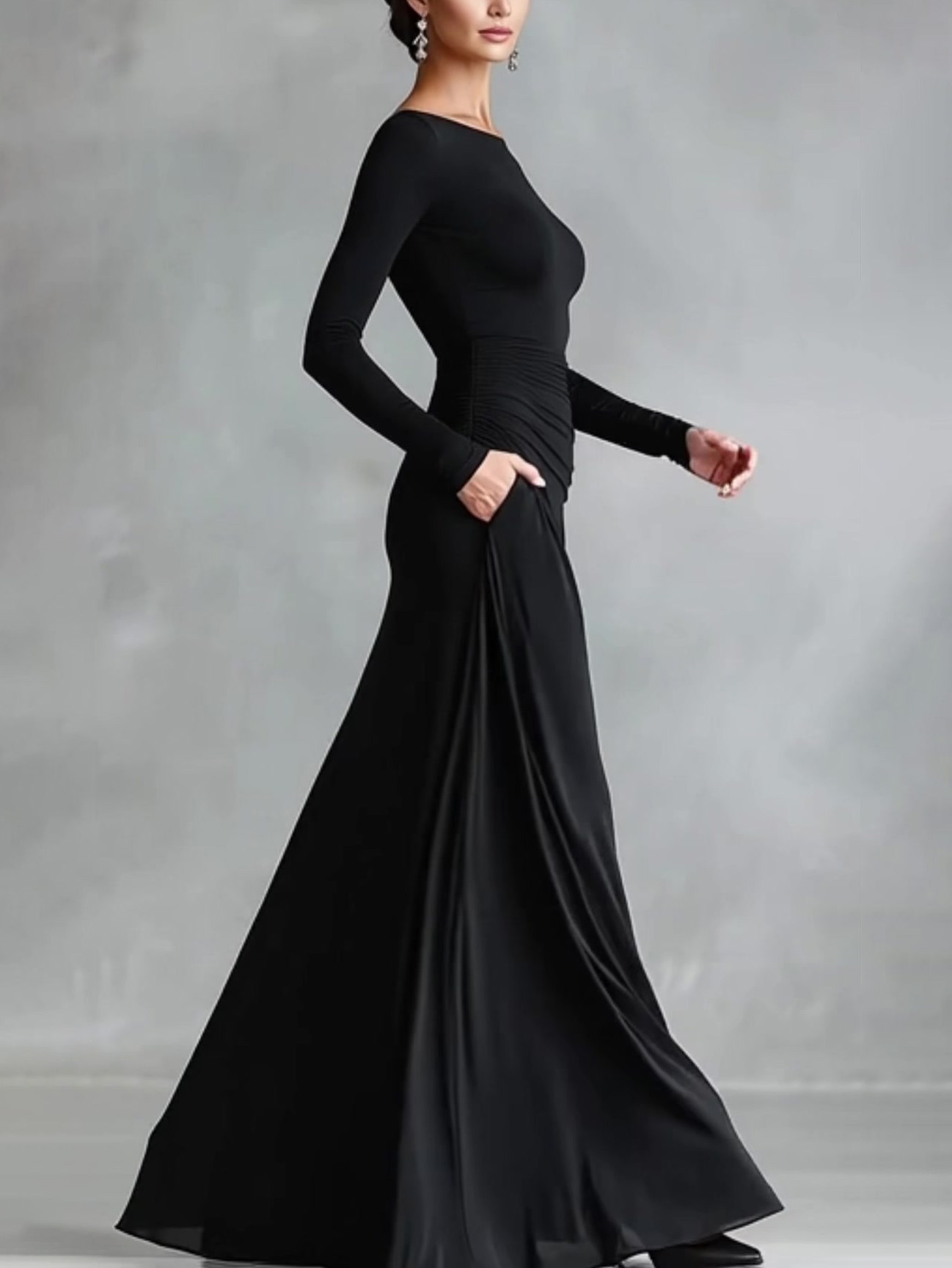 Elegant Long-Sleeve Fitted Maxi Dress
