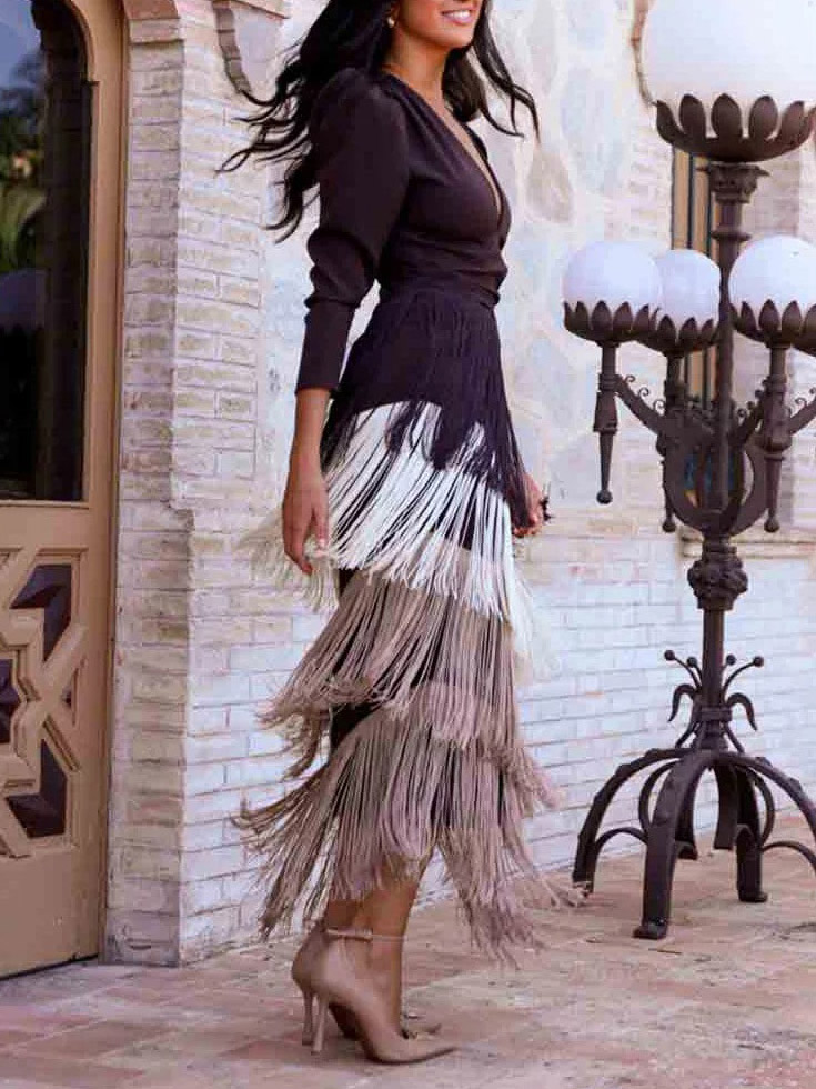 Elegant Contrast Tassel V-Neck Long Sleeve Maxi Dress