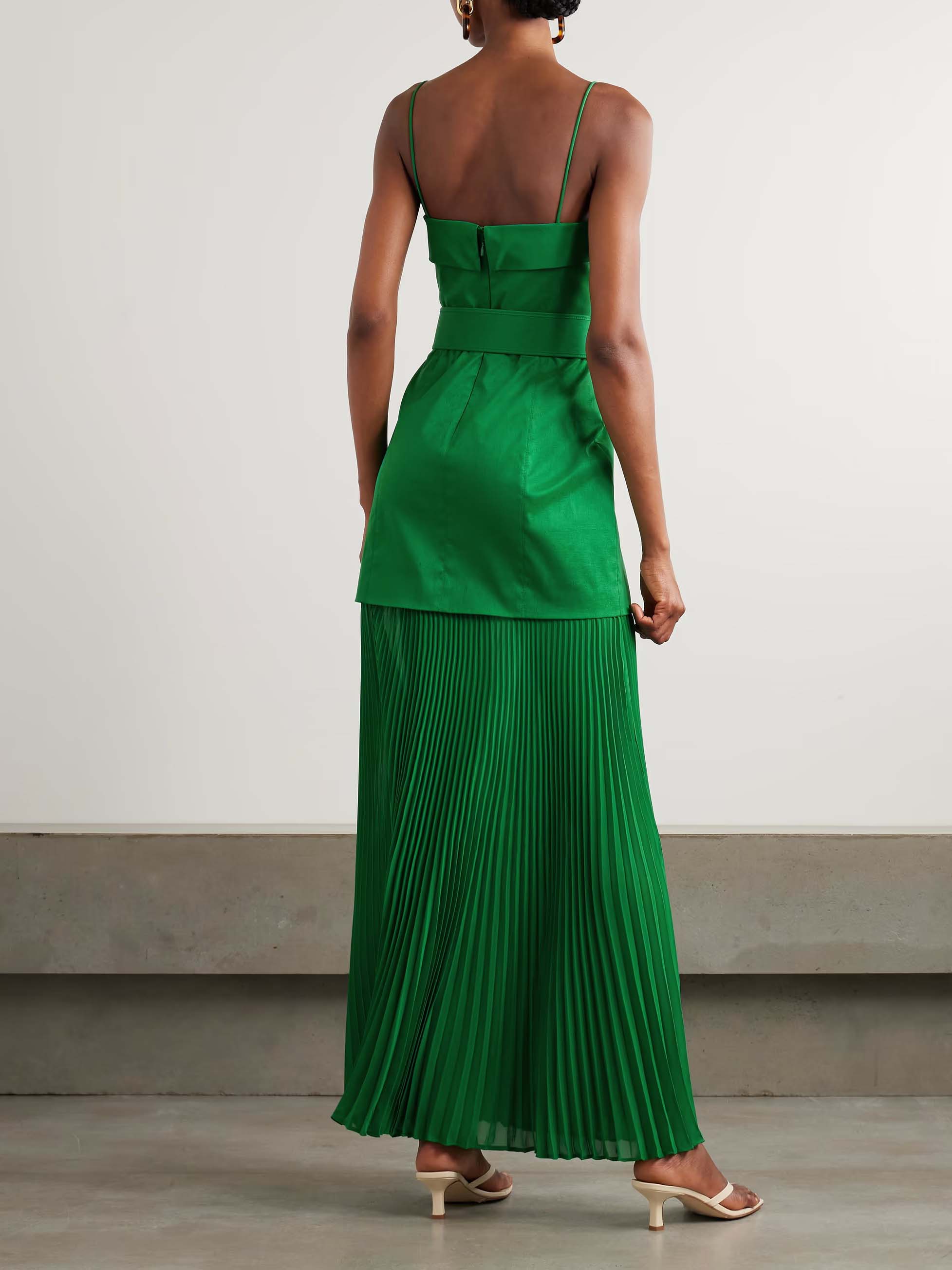 Elegant Pleated Elastic Waist Skirt