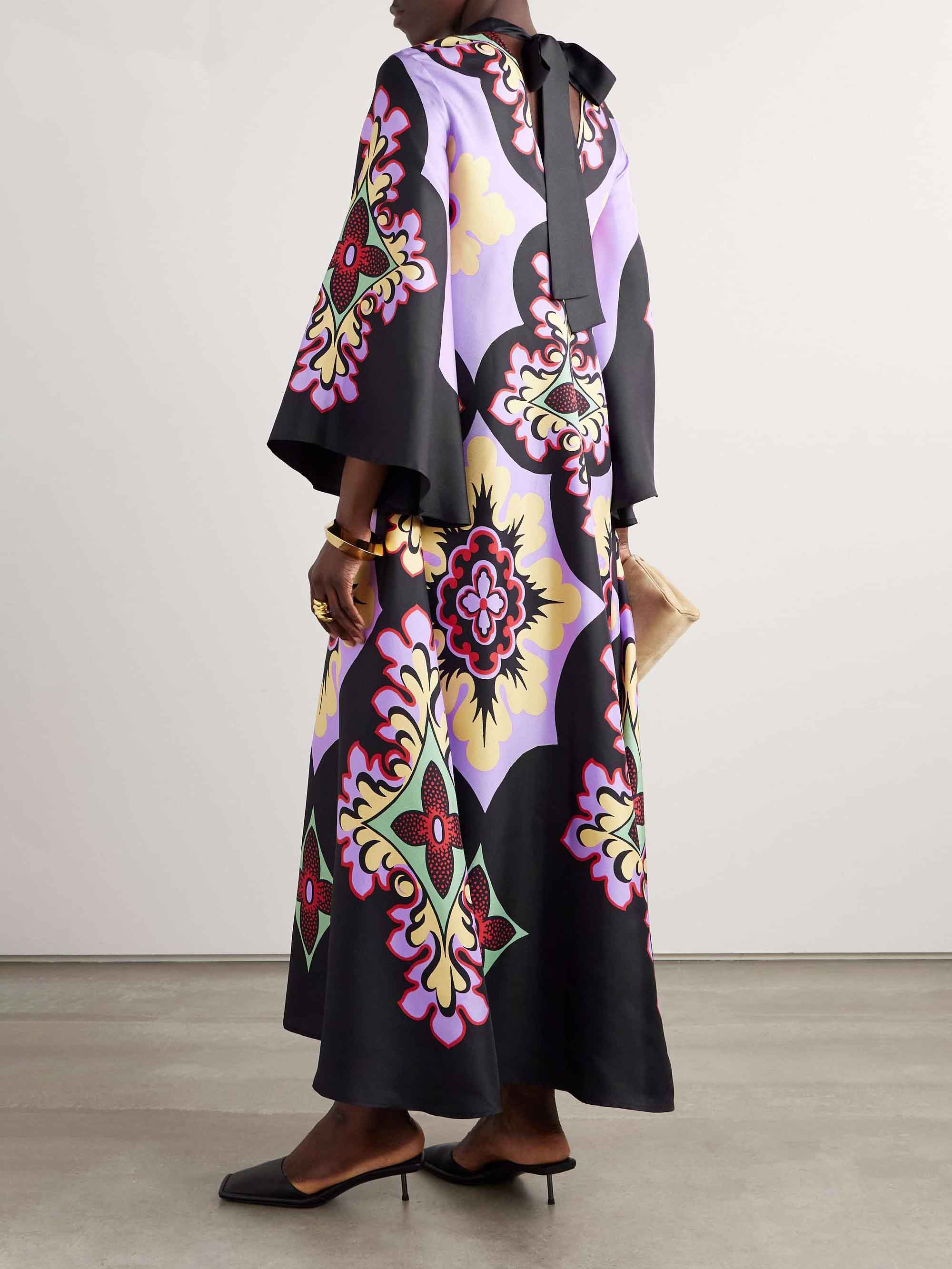 Unique Art Floral Print Bell Sleeve Maxi Dress