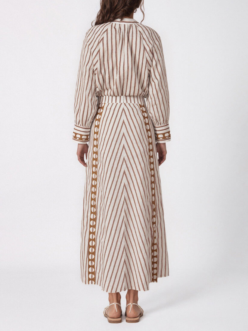 Elegant Striped Long-Sleeve Button-Down Shirt