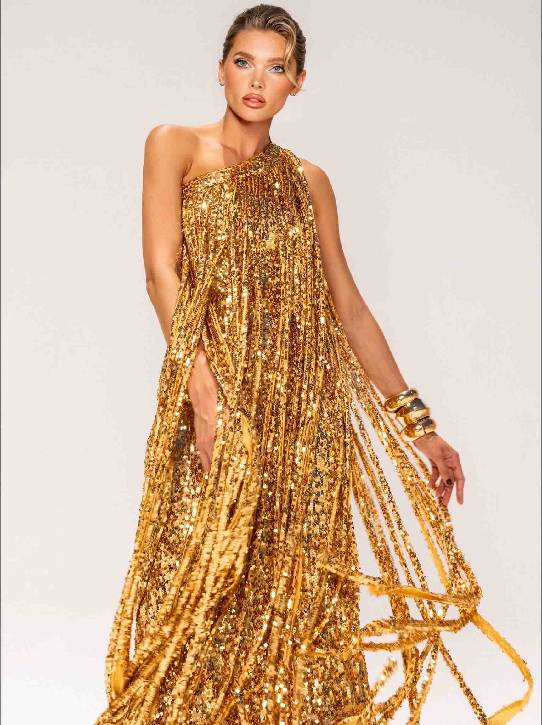 Elegant One-shoulder Neckline Tassel Sequin Maxi Dress