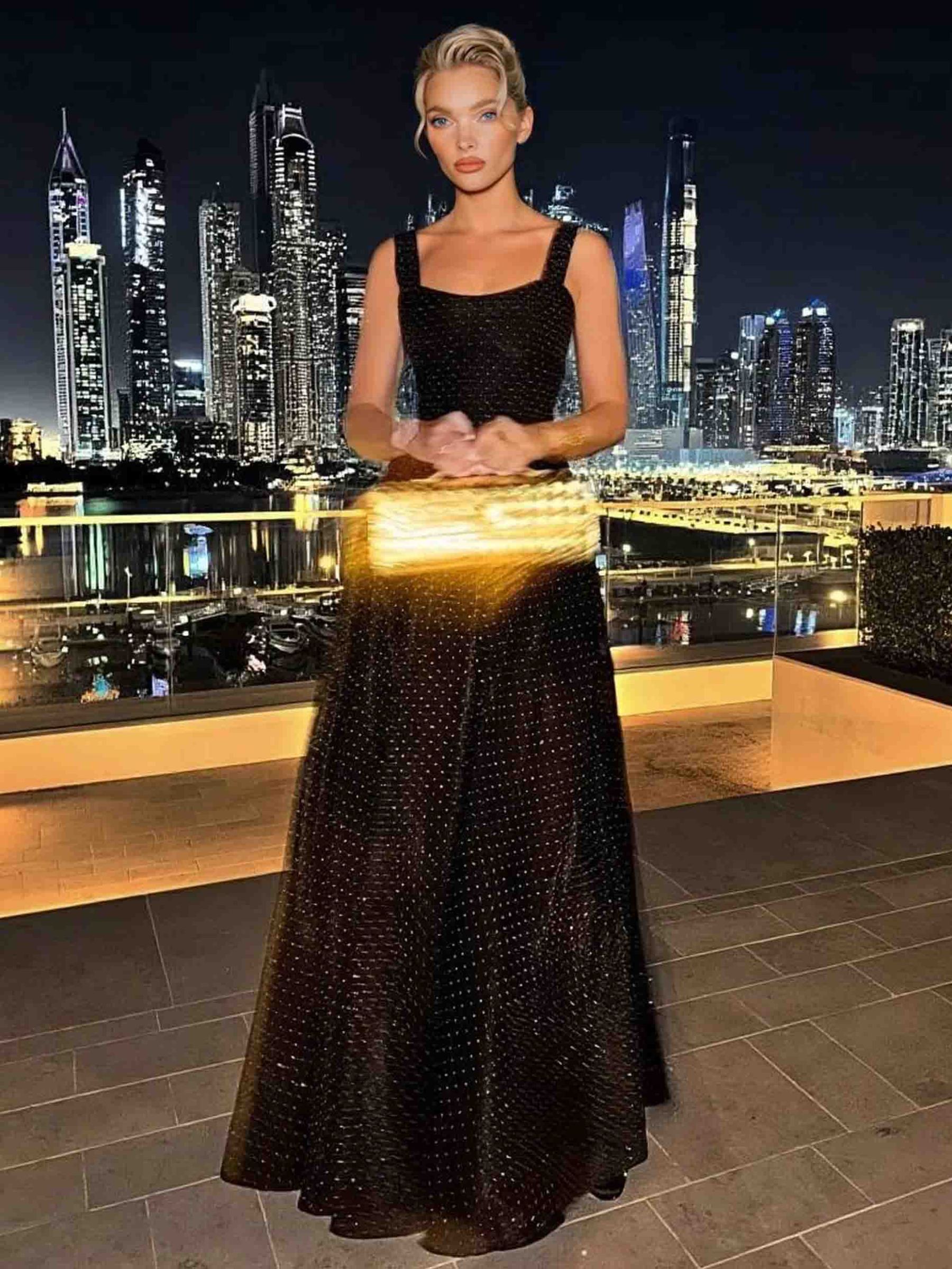 Elegant Sleeveless Fluffy Hem Maxi Dress