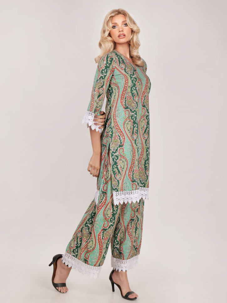 Elegant Paisley Print Lace-trimmed Long Shirt