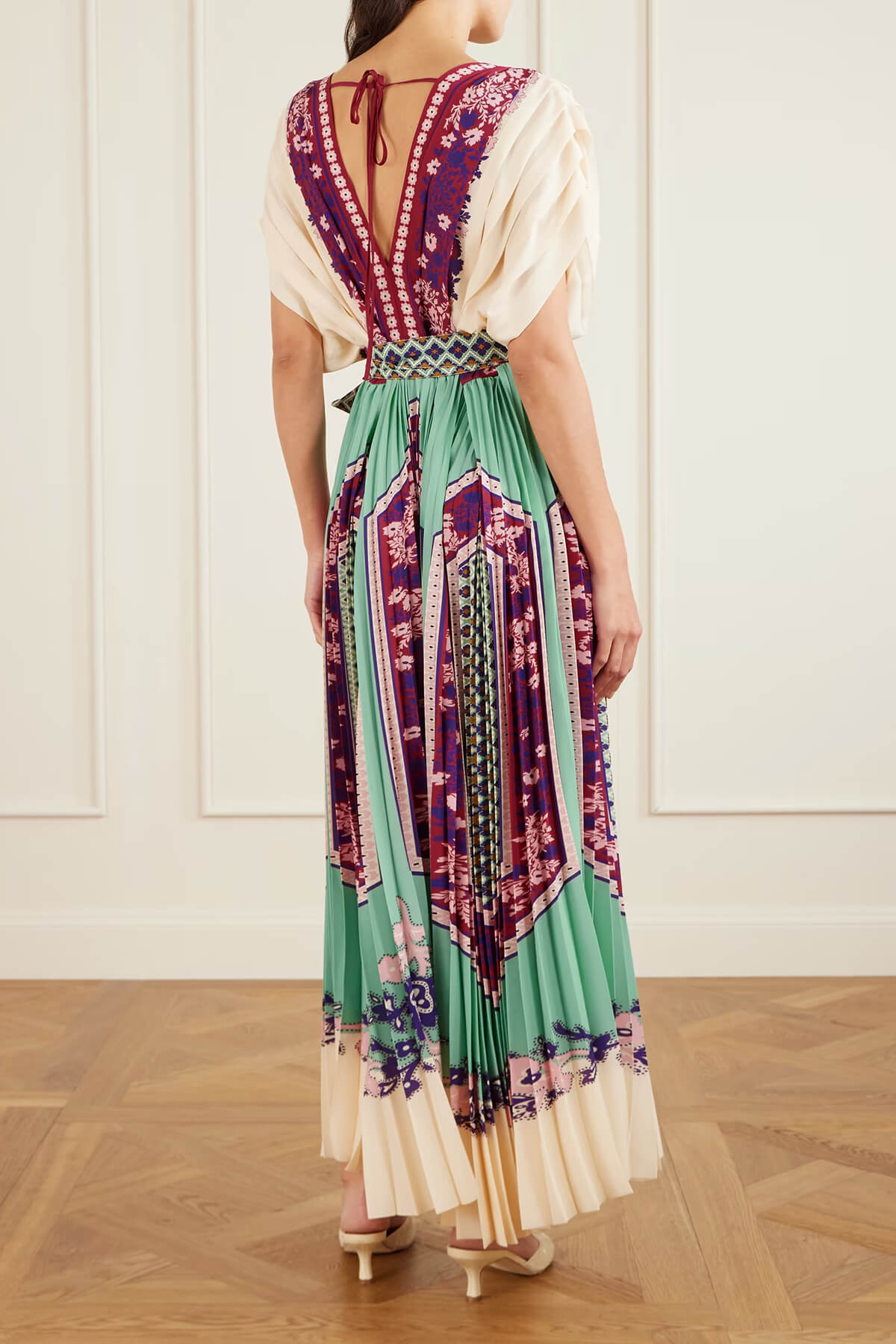 Exquisite V-Neck Tie-Up Printed Ruched Maxi Dress