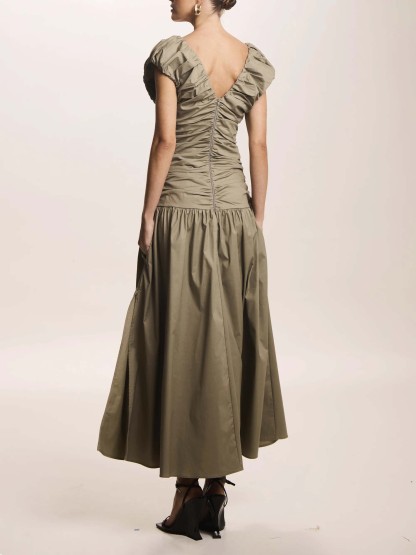 Elegant Pleated V-neck Midi Dress