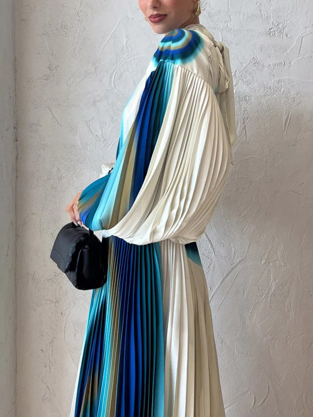 Exquisite Abstract Wave Print Pleated Maxi Dress