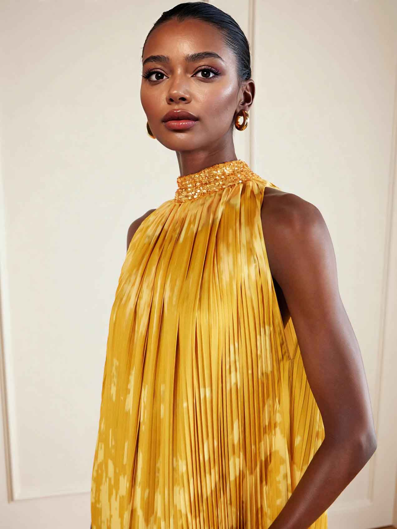 Exquisite Abstract Print Pleated Maxi Dress