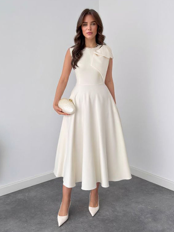 Elegant Sleeveless Bow Detail Slim-Fit Midi Dress