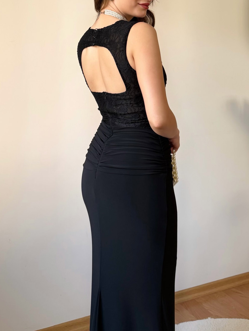 Elegant Lace Bodice Ruched Mermaid Maxi Dress-Likemychoice