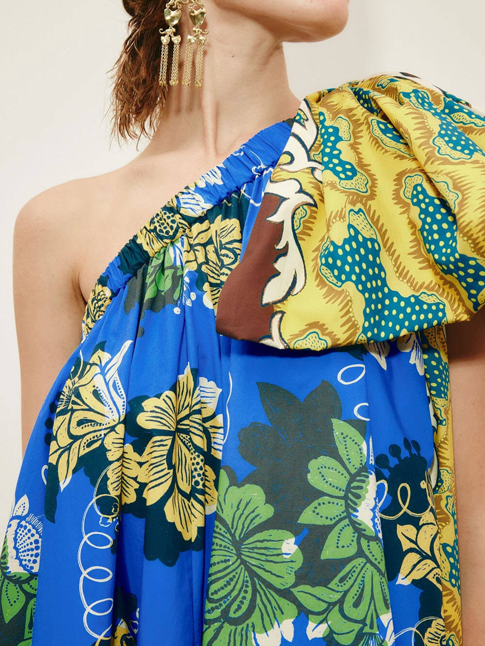 Delicate Printed Bow One-Shoulder Mini Dress