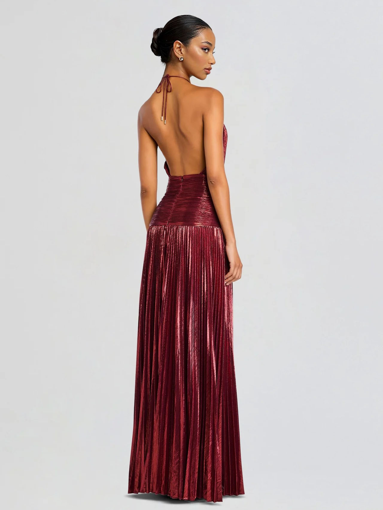 Elegant Metallic Pleated Halter Neck Maxi Dress