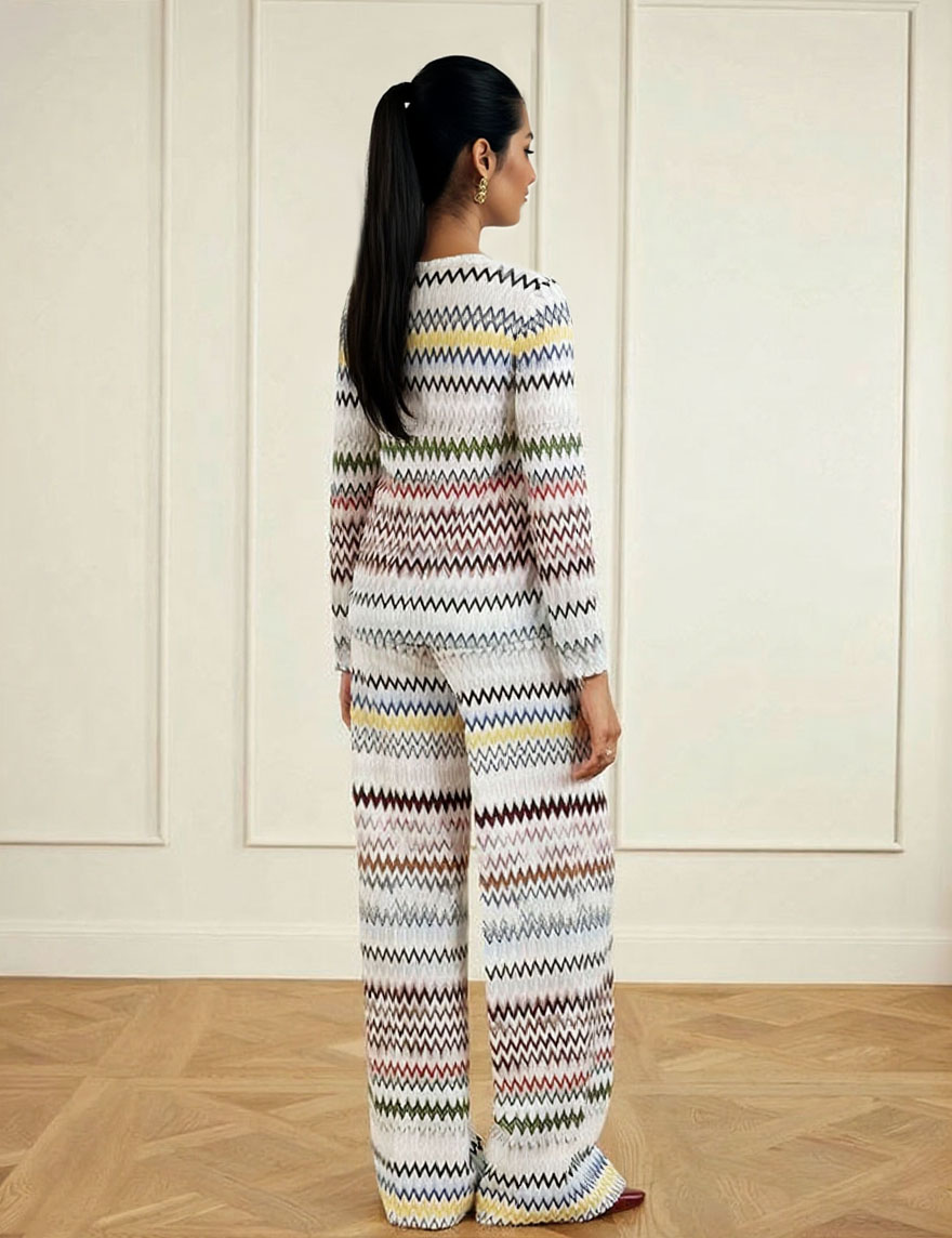 Geometric Zigzag Print Long-Sleeve V-Neck Top