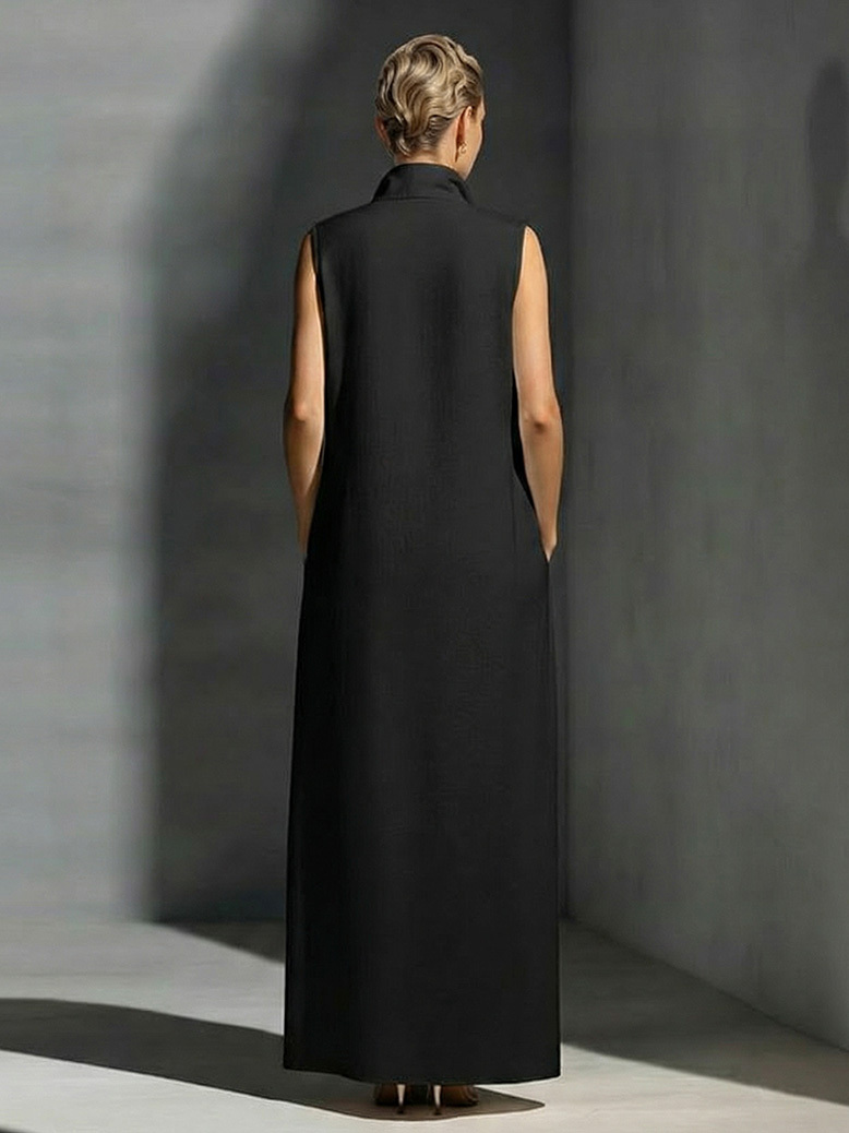 Elegant Sleeveless Deep V-Neck Contrast-Trim Maxi Dress