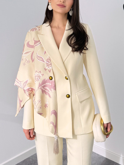 Elegant Tailored Double-Breasted Blazer