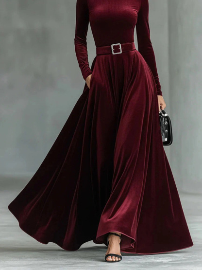 Elegant High-neck Velvet Long-sleeved Maxi Dress