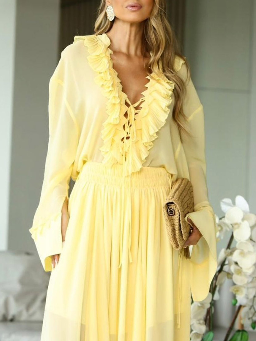 Elegant Ruffled V-Neck Chiffon Blouse