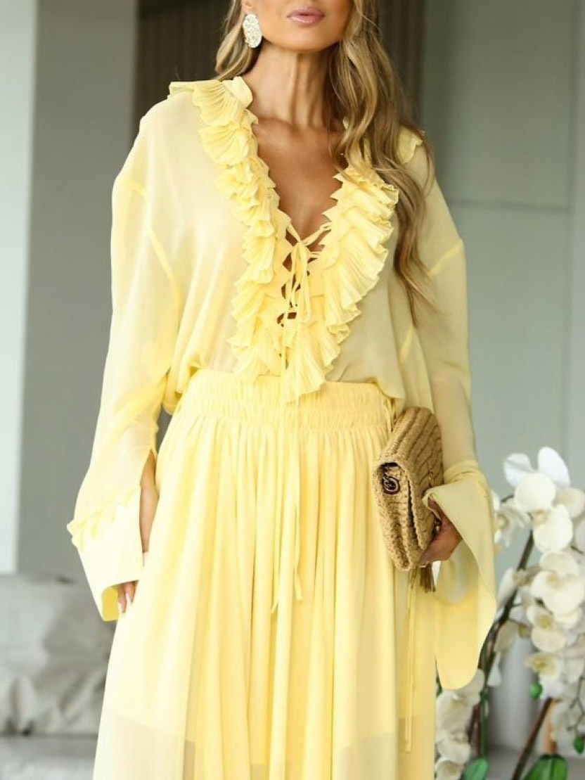 Elegant Ruffled V-Neck Chiffon Blouse