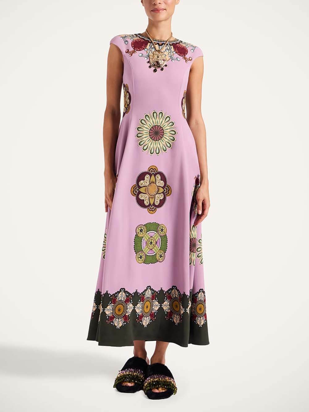 Elegant Printed Round Neck Park Avenue Waist-Defining Maxi Dress