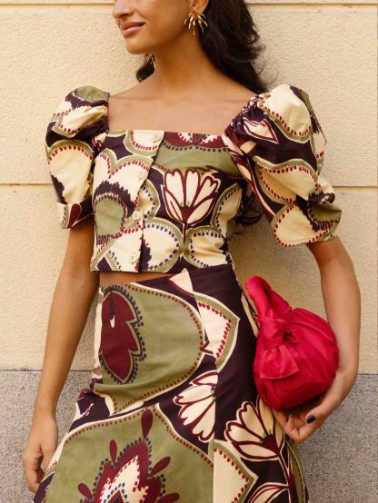 Elegant Retro Floral Puff Sleeve Crop Top