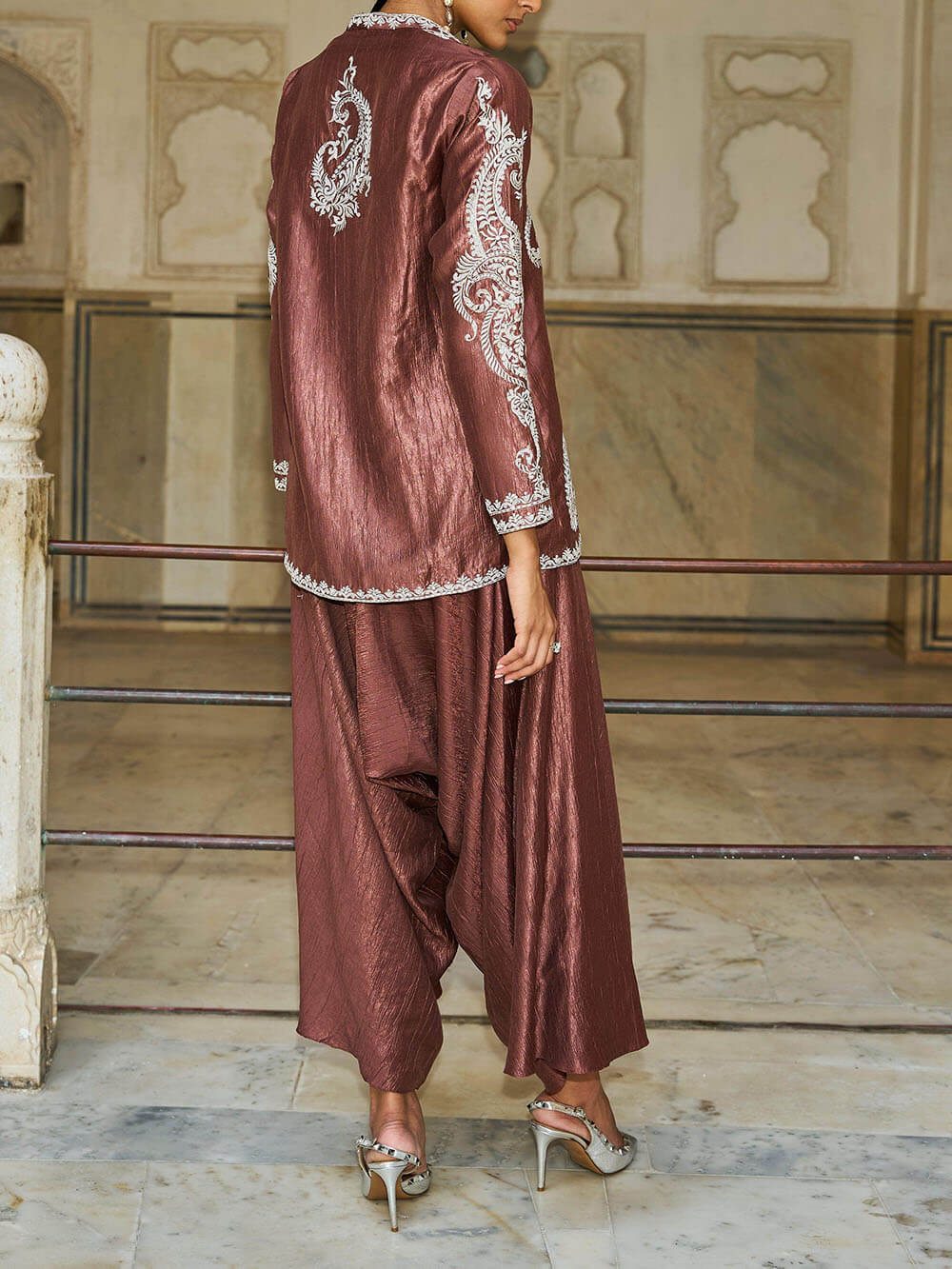 Unique Paisley Pattern V-Neck Loose Top