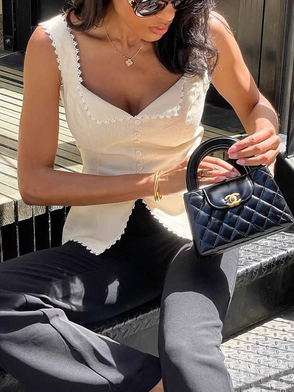 Casual V-Neck Lace-Trim Button-Front Waist-Defined Tank Top