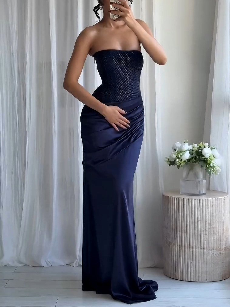 Elegant Strapless Rhinestone Pleated Party Dress