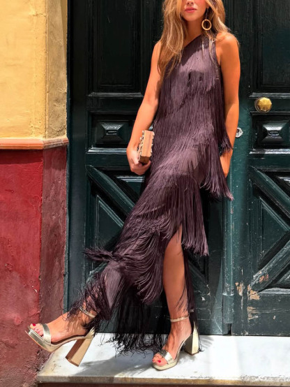 Elegant One-shoulder Sleeve Fringe Maxi Dress