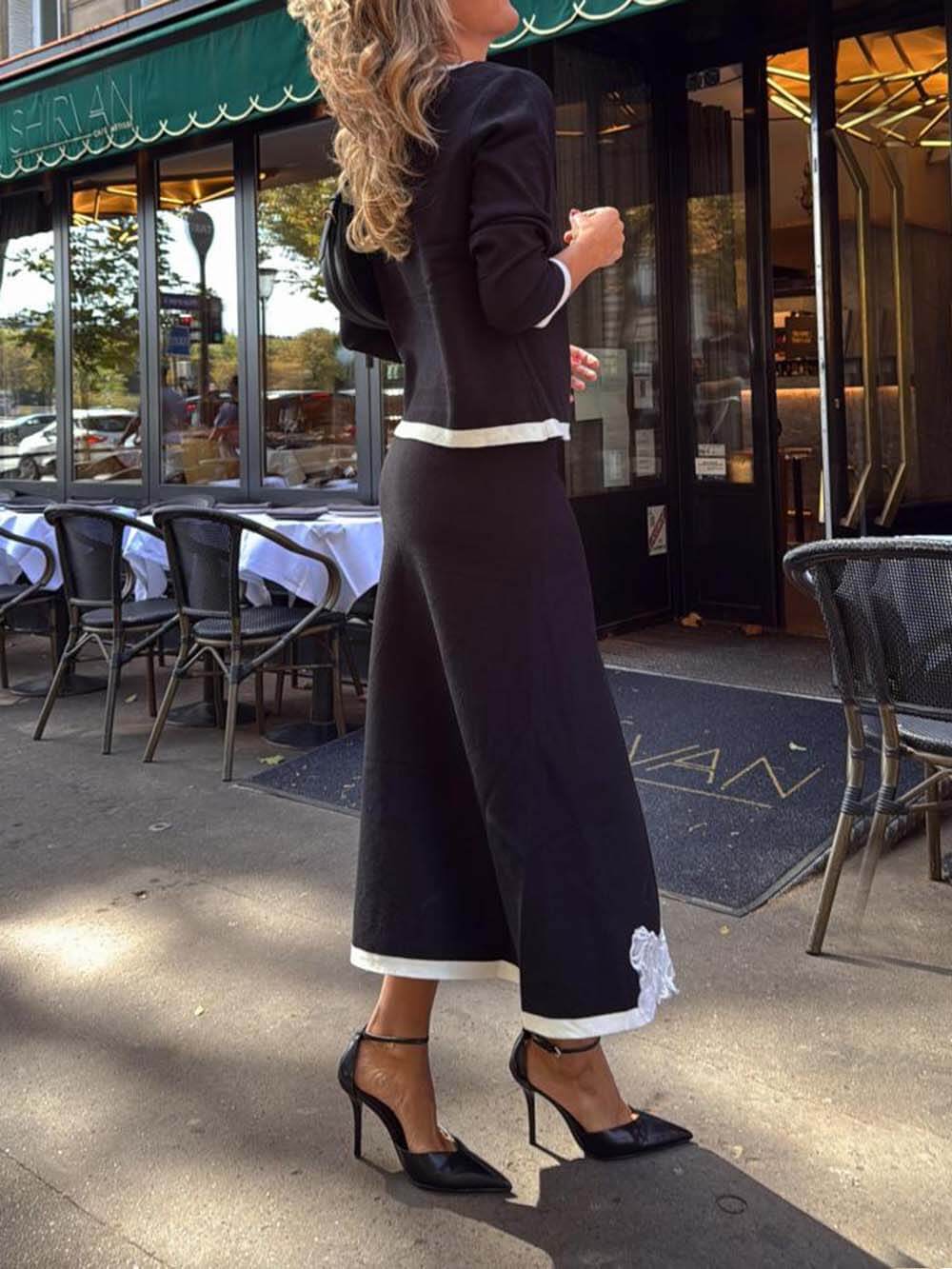 Classic Colorblock Paneled Three-Quarter Sleeves Top