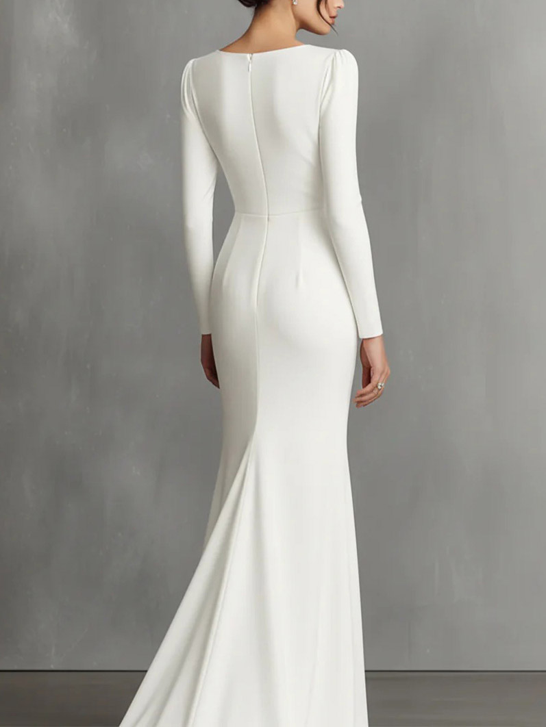 Minimalist pleated long-sleeved maxi dress