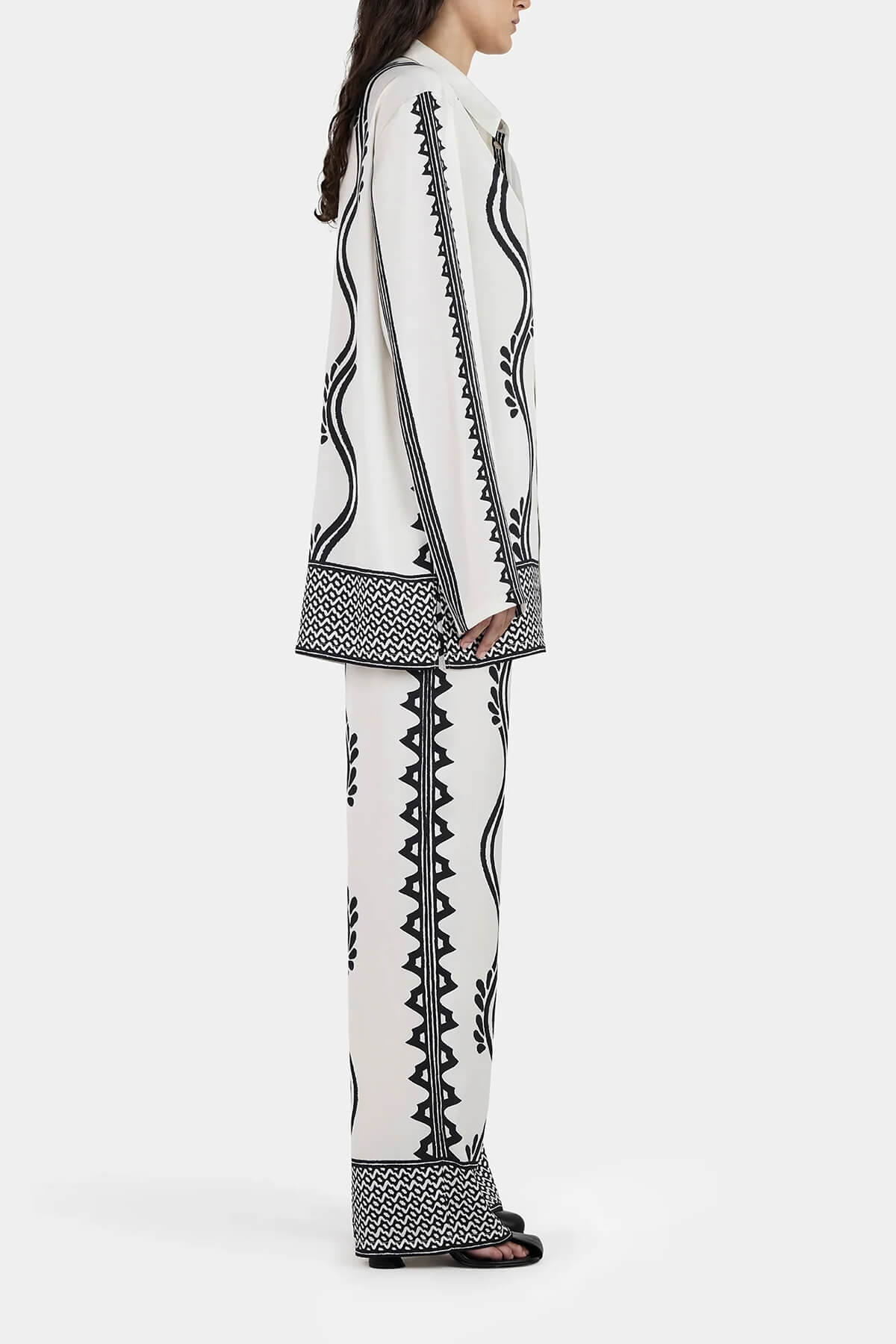 Retro Geometric Wave Print Loose Button-Down Shirt