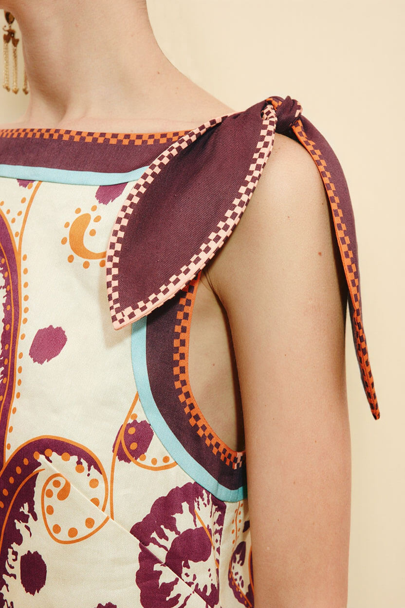 Classic Palelis Print Straight Neck Tie-Waist Mini Dress