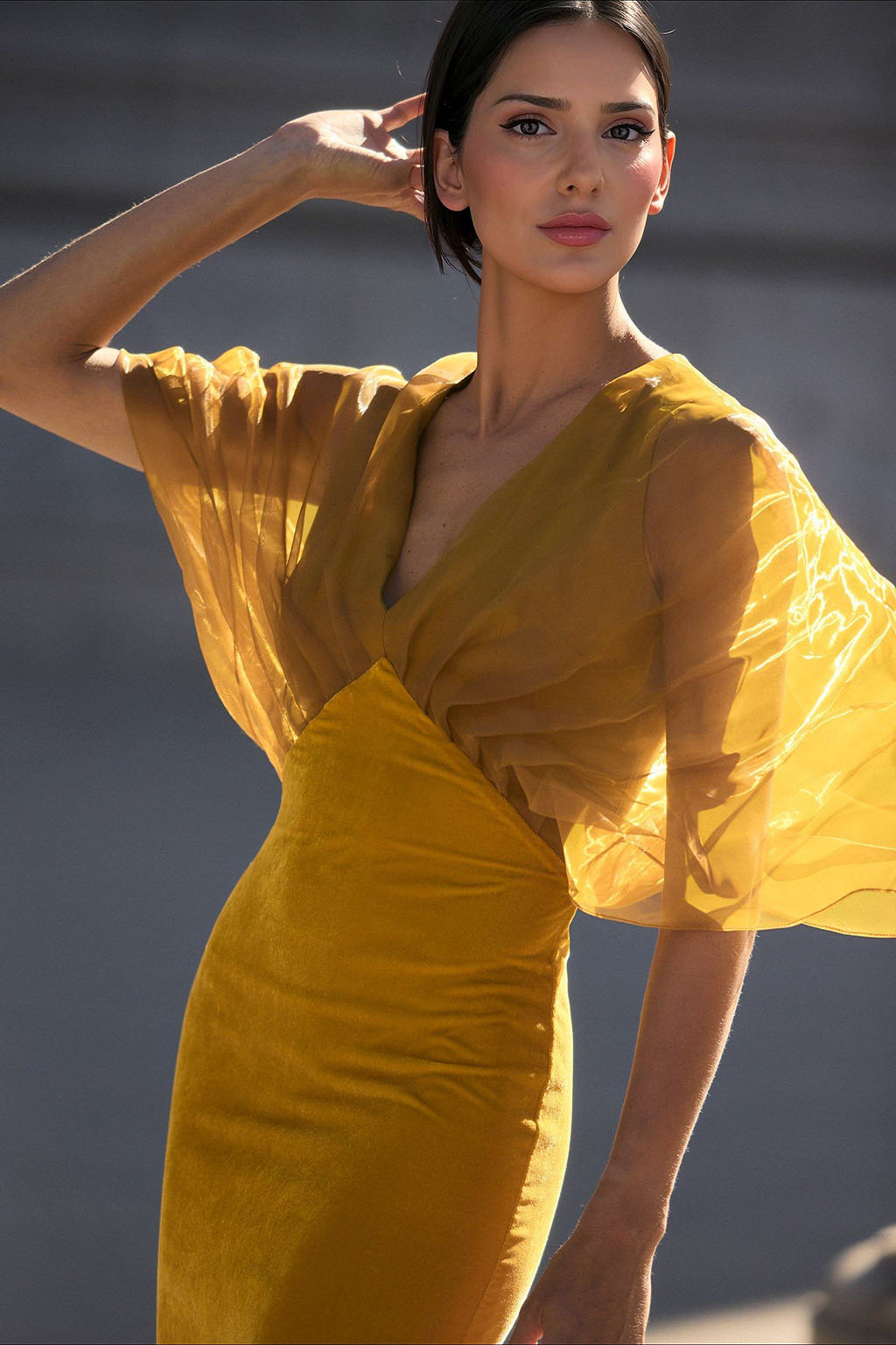 Elegant Organza Pleated V-neck Velvet Maxi Dress