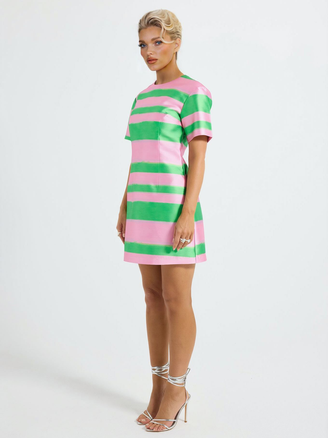 Exquisite Brushstroke Striped Short-Sleeve Loose Mini Dress