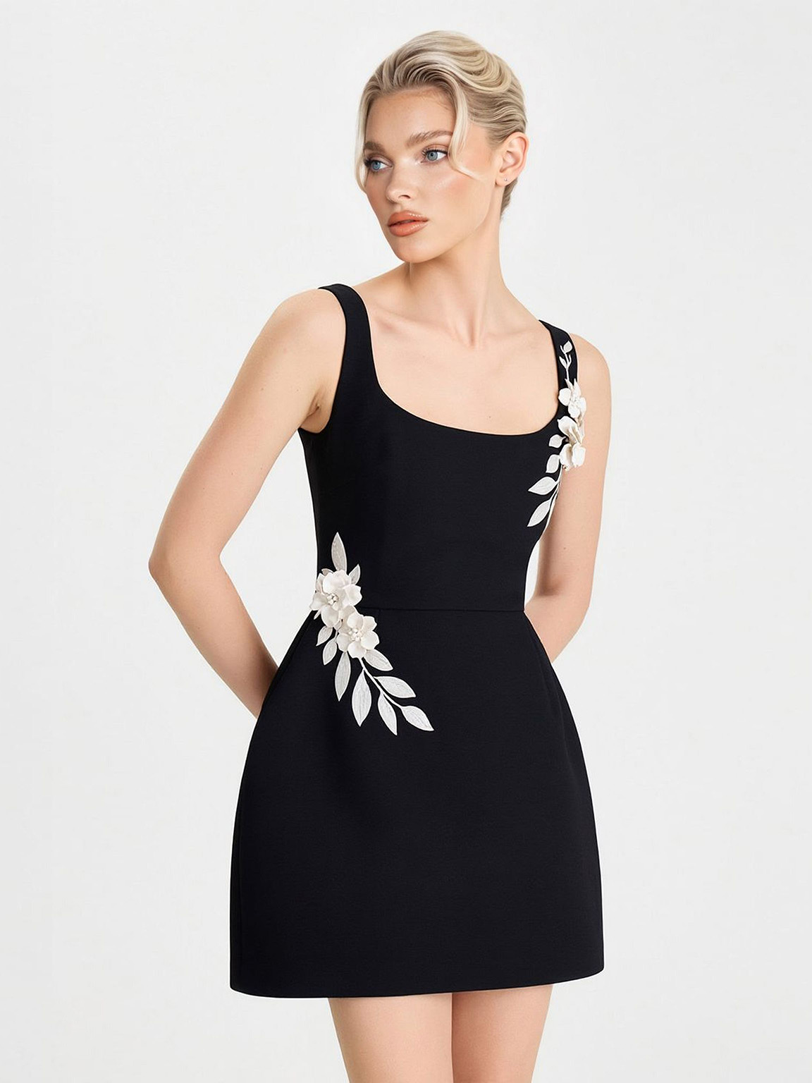 Elegant Floral Applique Sleeveless Mini Dress