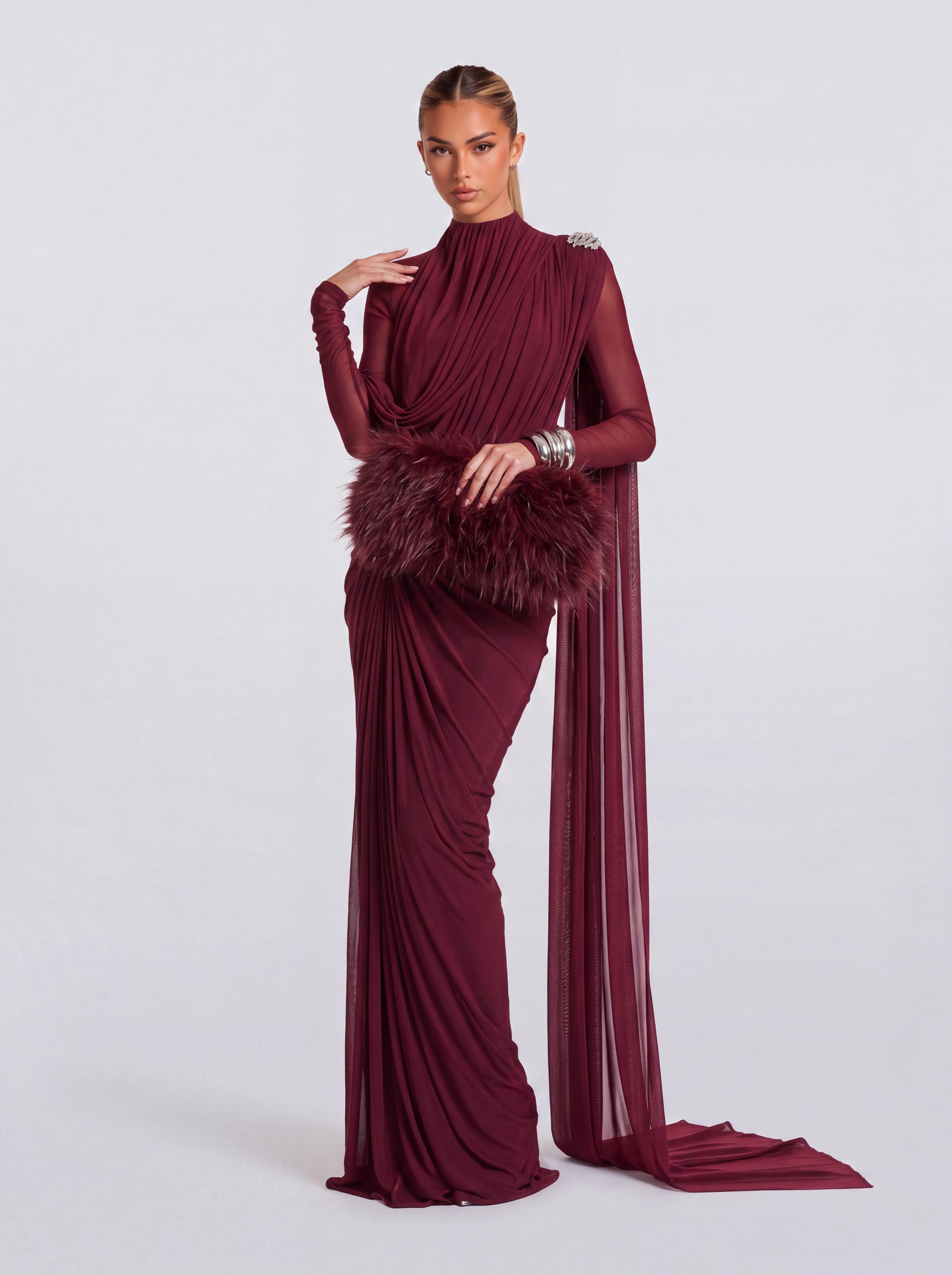Asymmetric Cross-Draped Small High-Neck Long Gown Side-Mopping Strap